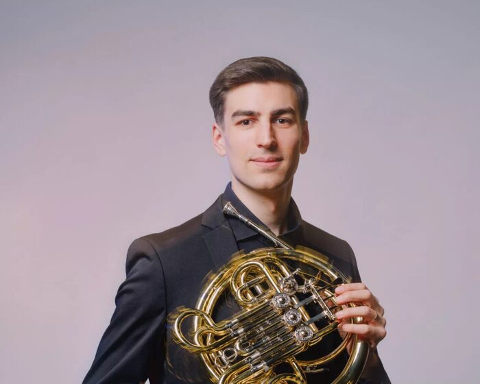 Aaron Seidenberg mit Horn
